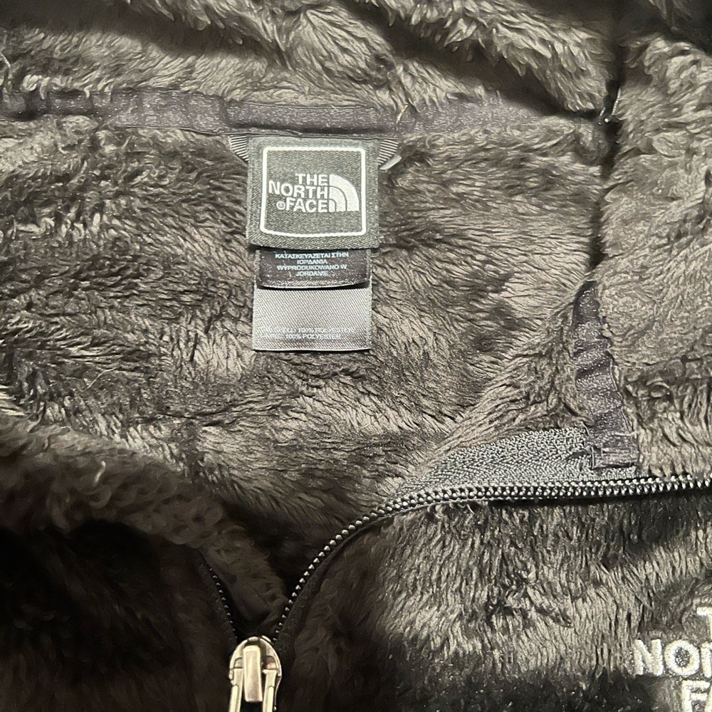 The North Face Women's Black Teddy Jacket - Picture 2 of 8